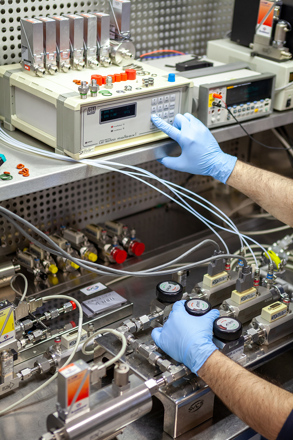 Accredited Calibration Laboratory with MFC Service Center SVCS